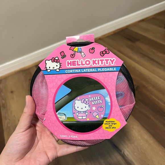 Hello Kitty Pink and Blue Foldable Sunshade - Picture 1 of 3